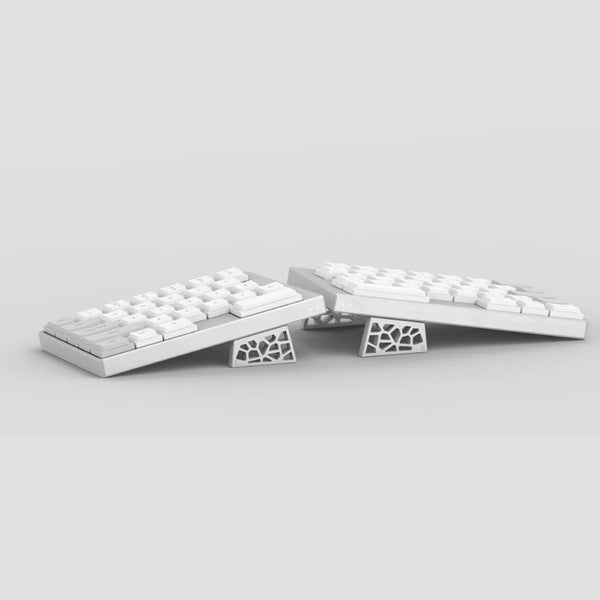 Elytra ホワイト ワイヤレス分割キーボードにテンティングキットを装着した使用イメージ